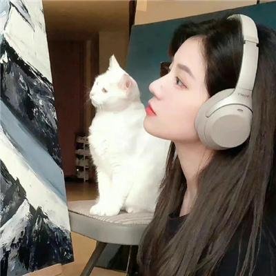 5个吓鬼的少年